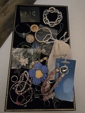 Pura Vida Blue & Yellow Crochet Flower Bracelet with Mixed Accent Bracelets